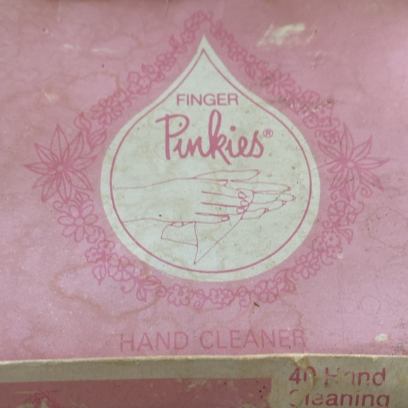 Vintage Pinkies Secretary’s Hand Cleaner Wipes. 23 in Original Box - Picture 4 of 8